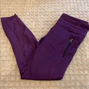 Lulu crop leggings